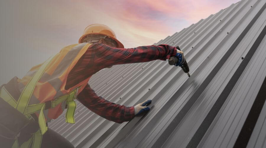 Expert Emergency Roof Repairs services in Whiteland, IN